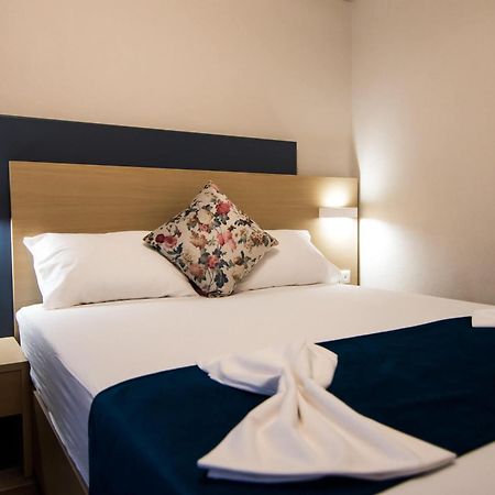 Ippokampos Holidays Apartment Nea Vrasna Bagian luar foto