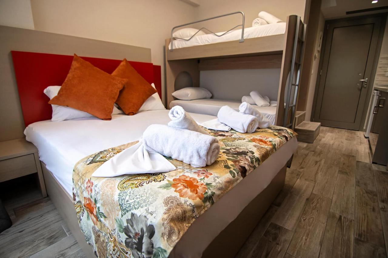 Ippokampos Holidays Apartment Nea Vrasna Bagian luar foto