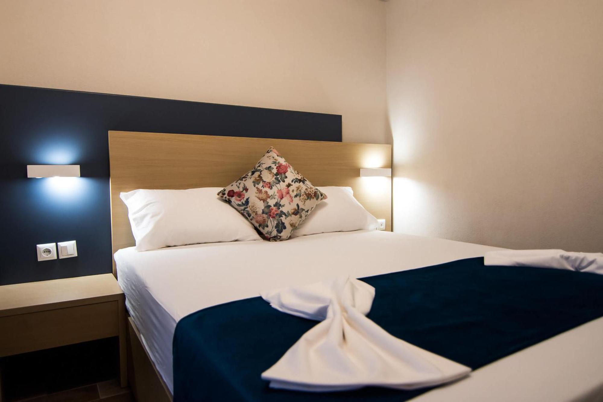 Ippokampos Holidays Apartment Nea Vrasna Bagian luar foto