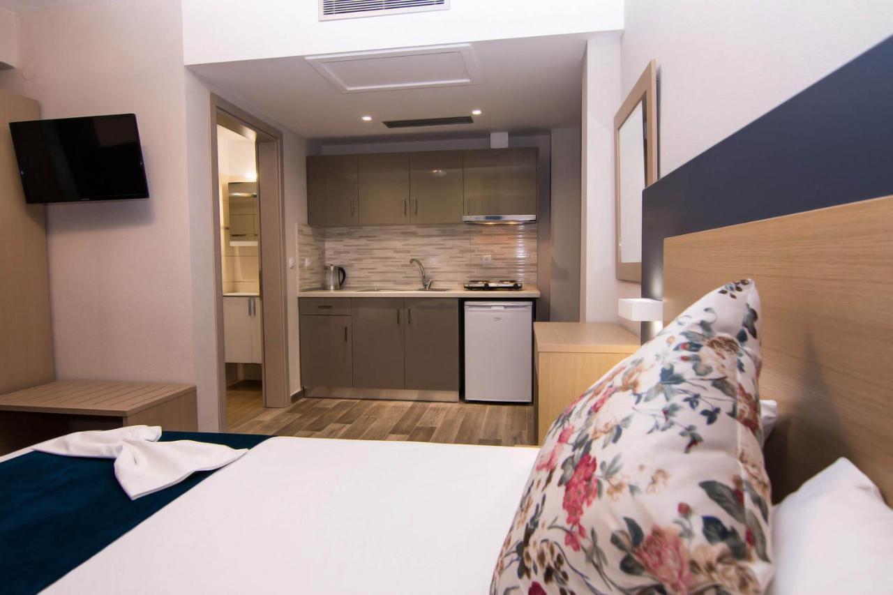 Ippokampos Holidays Apartment Nea Vrasna Bagian luar foto