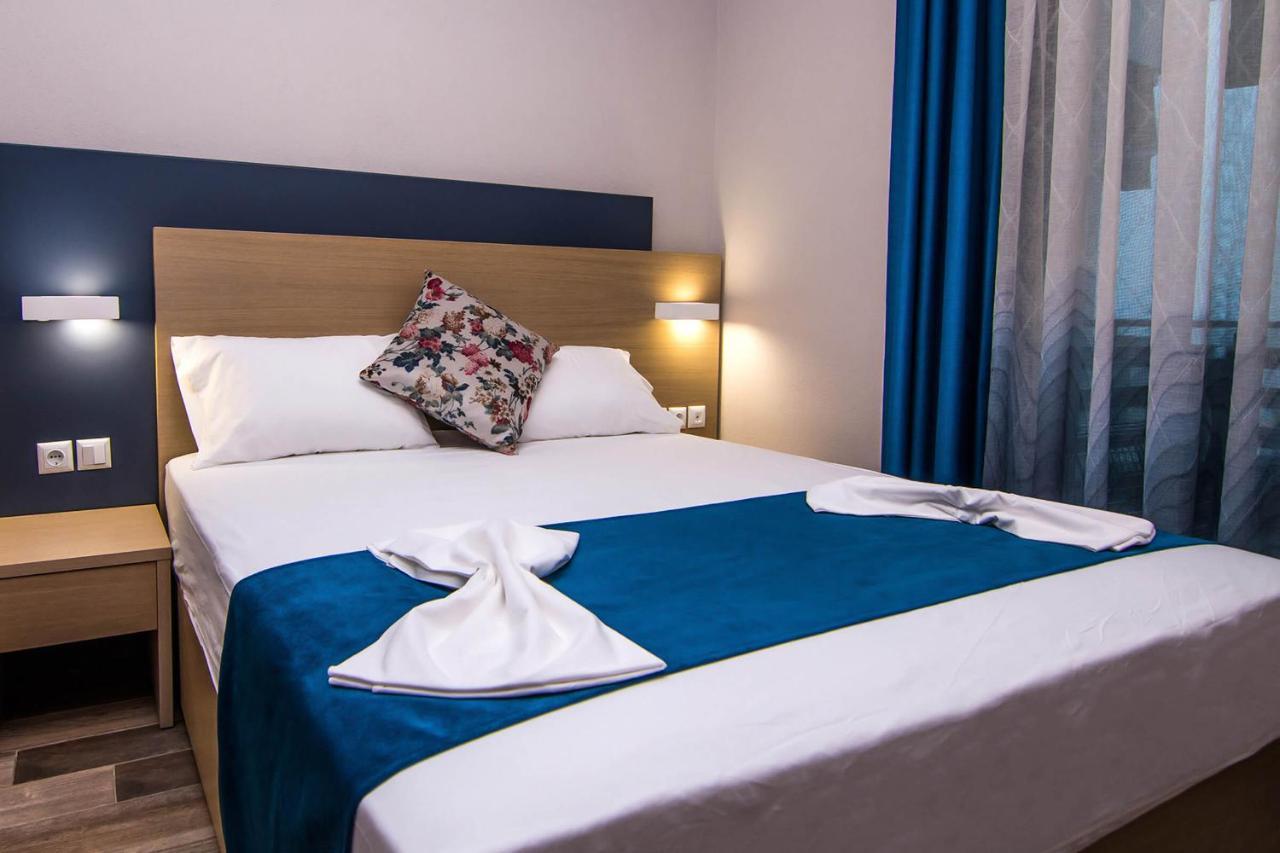 Ippokampos Holidays Apartment Nea Vrasna Bagian luar foto