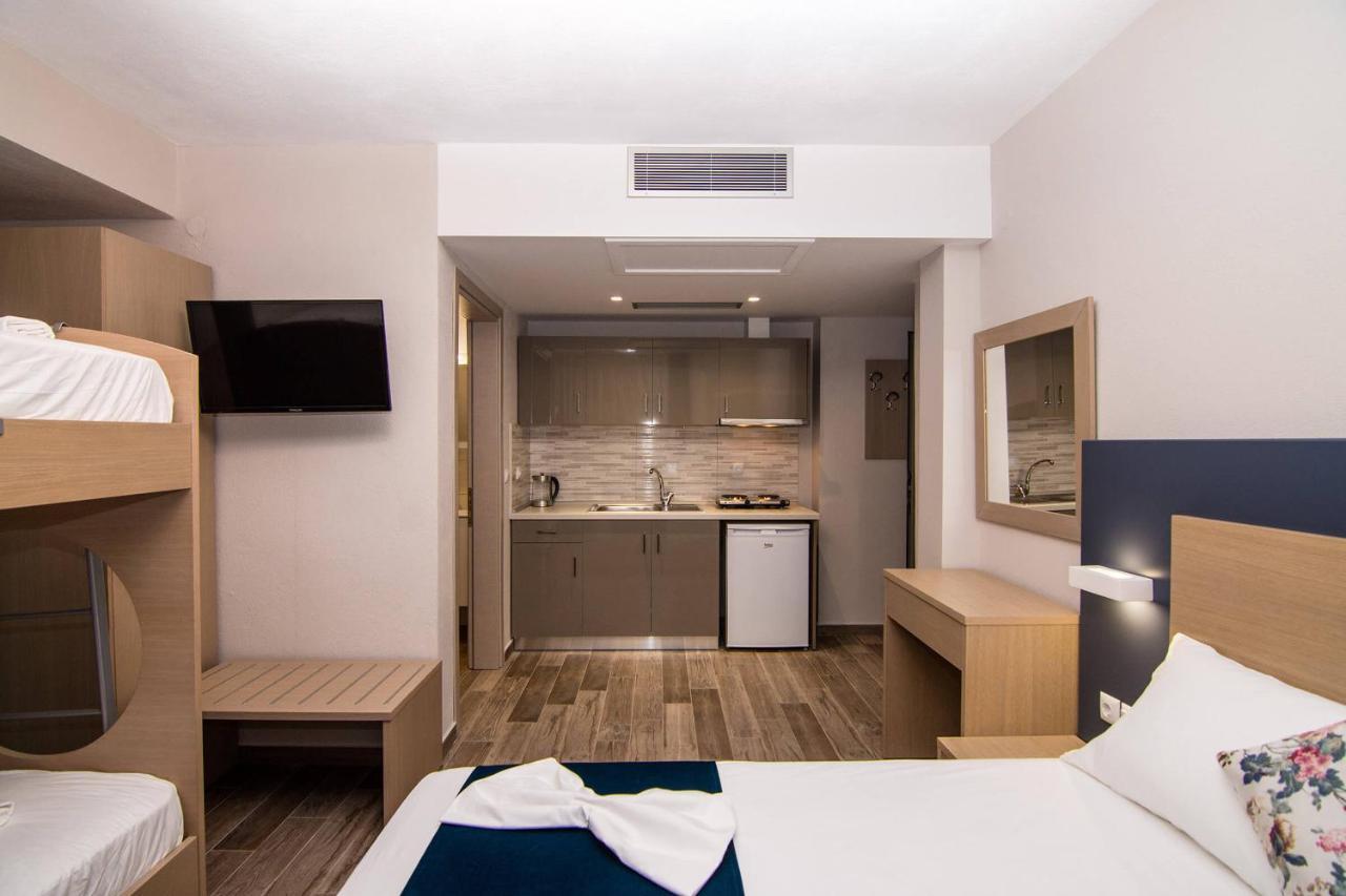 Ippokampos Holidays Apartment Nea Vrasna Bagian luar foto