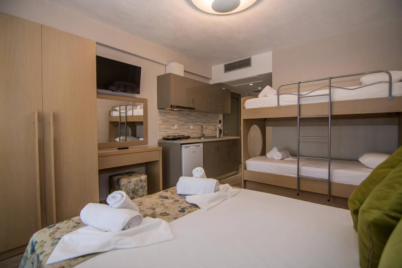 Ippokampos Holidays Apartment Nea Vrasna Bagian luar foto